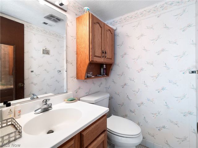 50 S Rocky River Drive 705, Berea, OH 44017