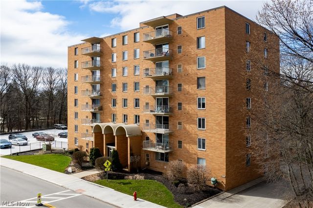 50 S Rocky River Drive 705, Berea, OH 44017