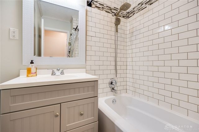1861 Iowa Drive, Xenia, OH 45385
