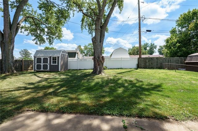 1861 Iowa Drive, Xenia, OH 45385