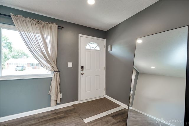 1861 Iowa Drive, Xenia, OH 45385