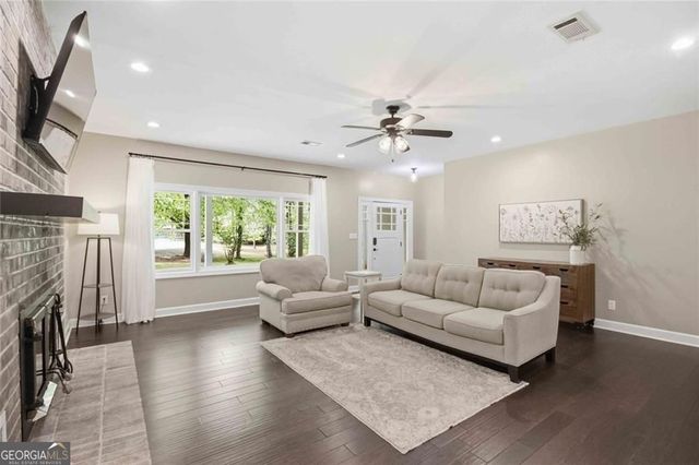 4930 H D Atha Road, Covington, GA 30014