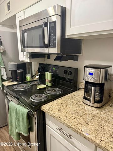 1040 Cherokee Rd APT D3, Louisville, KY 40204