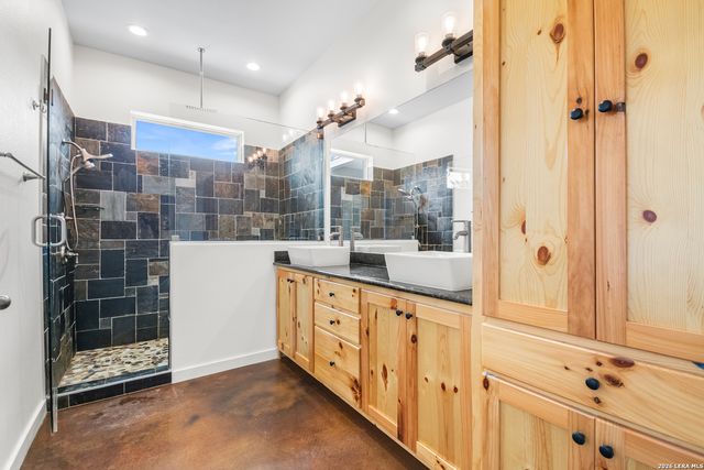 585 English Hollow, Bandera, TX 78003