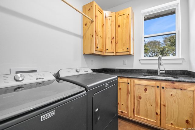 585 English Hollow, Bandera, TX 78003