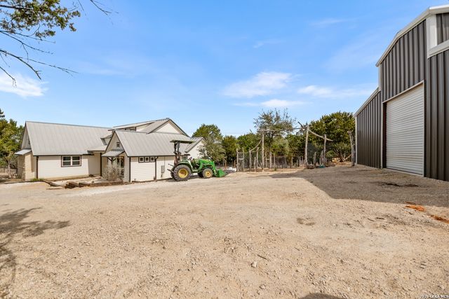 585 English Hollow, Bandera, TX 78003