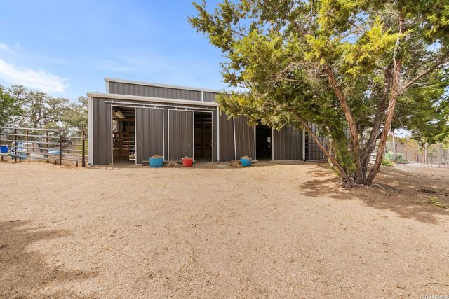 585 English Hollow, Bandera, TX 78003