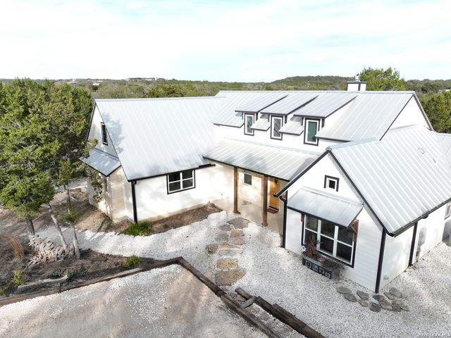 585 English Hollow, Bandera, TX 78003