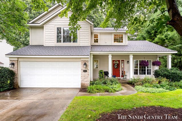 15025 Briarwood Street, Grand Haven, MI 49417