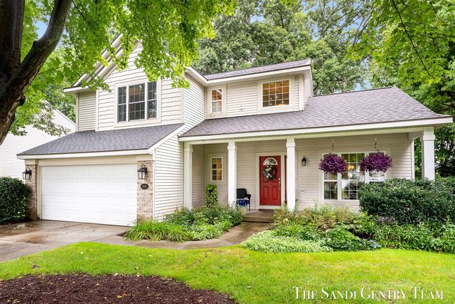 15025 Briarwood Street, Grand Haven, MI 49417