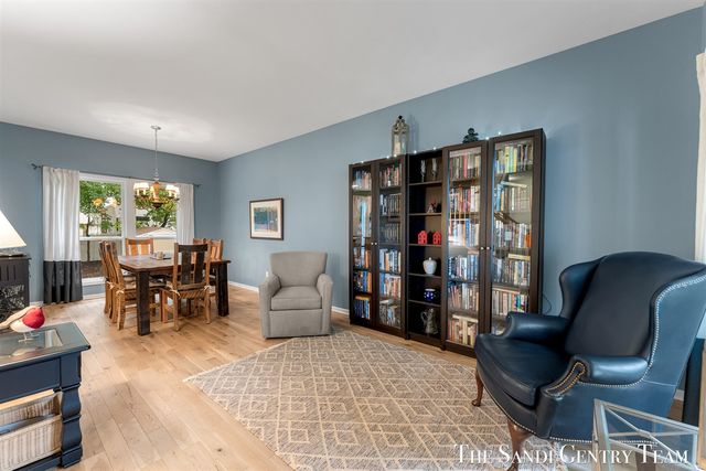 15025 Briarwood Street, Grand Haven, MI 49417