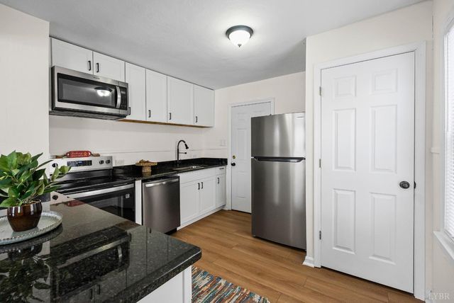 1209 Shirley Road, Lynchburg, VA 24502