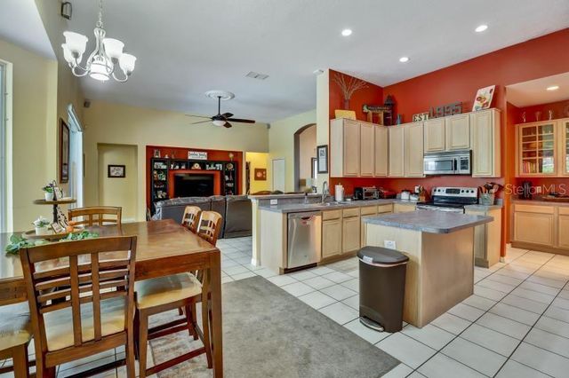 1816 SILVER VALLEY COURT, Apopka, FL 32712