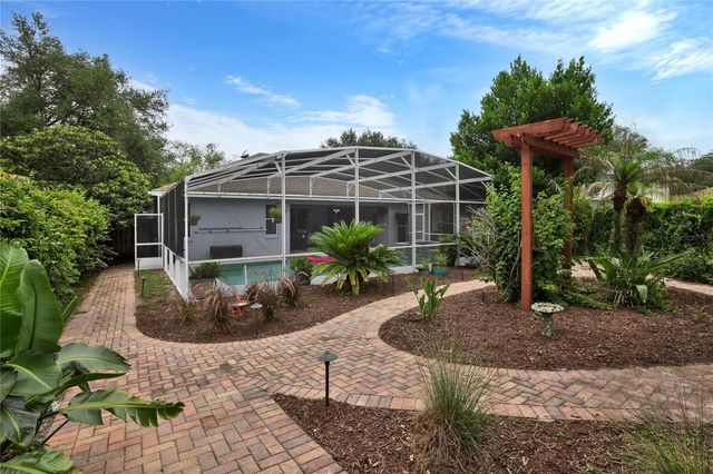 1816 SILVER VALLEY COURT, Apopka, FL 32712
