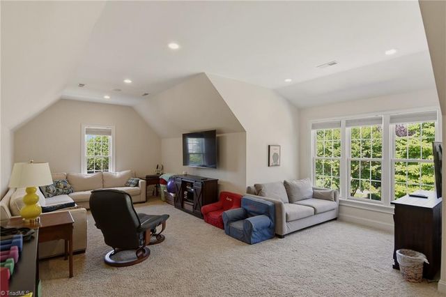216 Surrey Path Court, Winston-salem, NC 27104