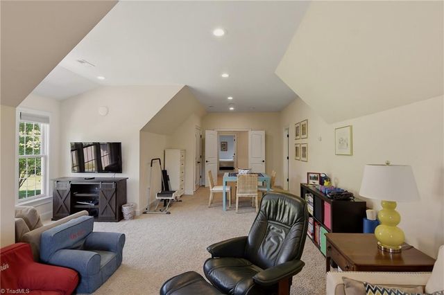 216 Surrey Path Court, Winston-salem, NC 27104