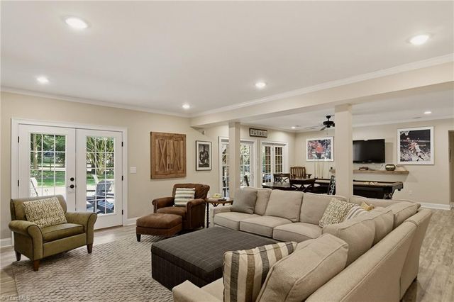 216 Surrey Path Court, Winston-salem, NC 27104