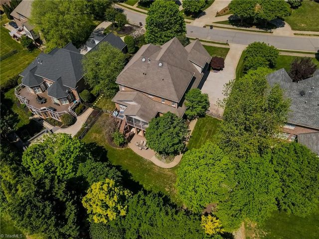 216 Surrey Path Court, Winston-salem, NC 27104