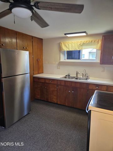 617 Lynn Street, Findlay, OH 45840