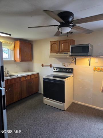 617 Lynn Street, Findlay, OH 45840