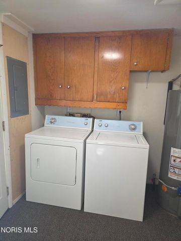 617 Lynn Street, Findlay, OH 45840