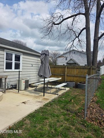 617 Lynn Street, Findlay, OH 45840