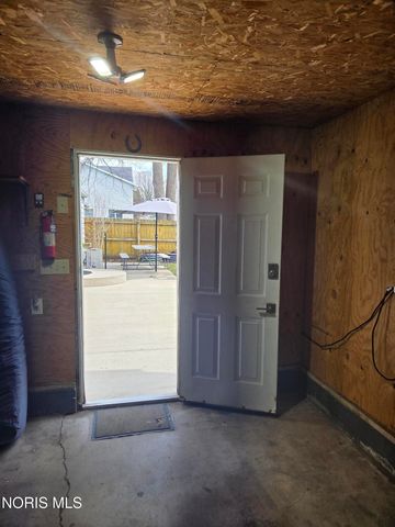 617 Lynn Street, Findlay, OH 45840