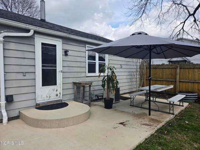 617 Lynn Street, Findlay, OH 45840