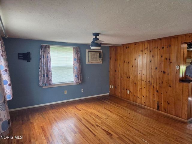 617 Lynn Street, Findlay, OH 45840