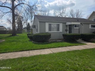 617 Lynn Street, Findlay, OH 45840