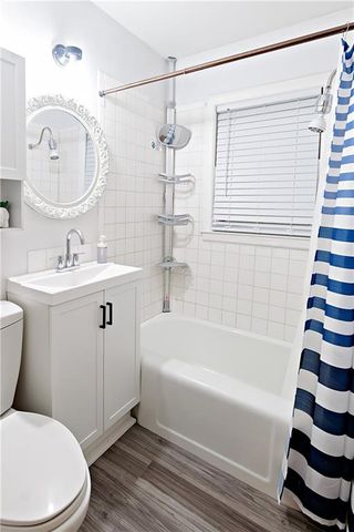 10409 E 26th Street S, Independence, MO 64052