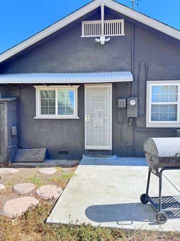 3954 Franklin Blvd, Sacramento, CA 95820