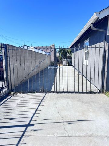 3954 Franklin Blvd, Sacramento, CA 95820