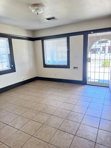 3954 Franklin Blvd, Sacramento, CA 95820