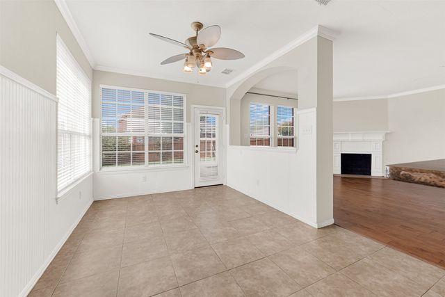 509 Lochwood Drive, Murphy, TX 75094