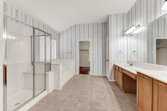 509 Lochwood Drive, Murphy, TX 75094