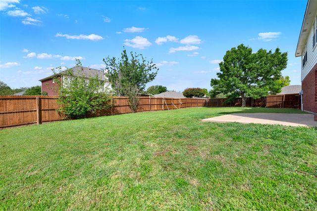 509 Lochwood Drive, Murphy, TX 75094
