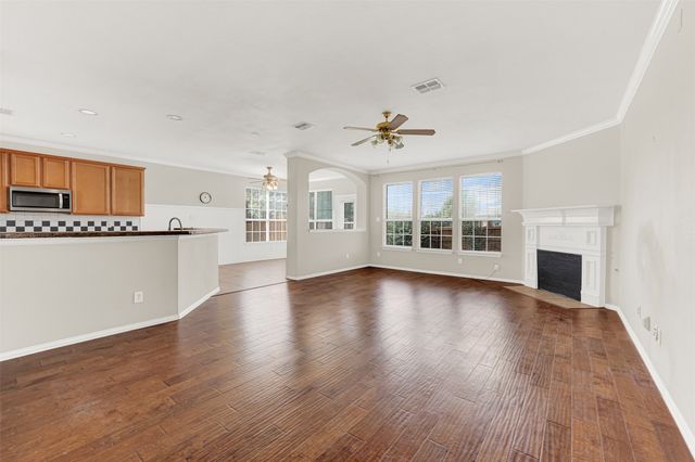 509 Lochwood Drive, Murphy, TX 75094