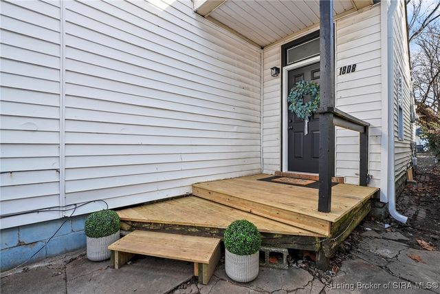 1808 Culbertson Avenue, New Albany, IN 47150