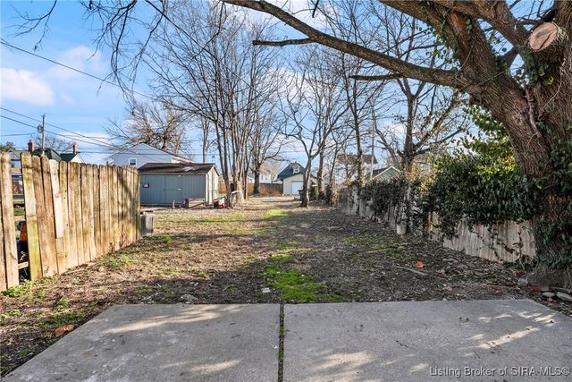 1808 Culbertson Avenue, New Albany, IN 47150