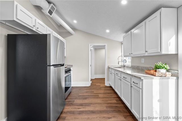 1808 Culbertson Avenue, New Albany, IN 47150