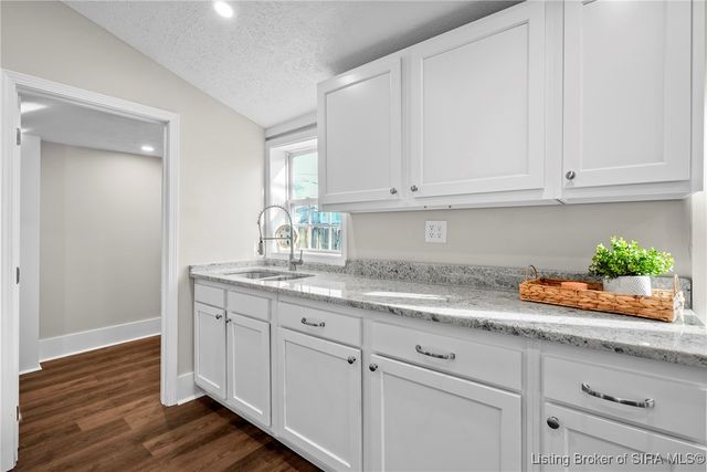 1808 Culbertson Avenue, New Albany, IN 47150