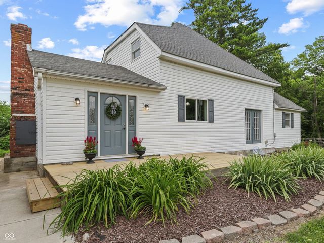 21911 Riverwood Avenue, Noblesville, IN 46062