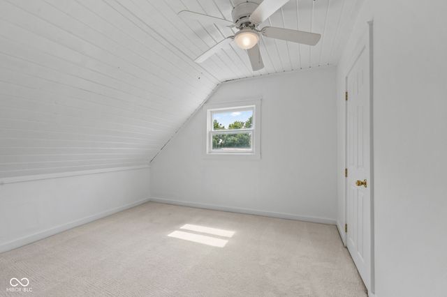 21911 Riverwood Avenue, Noblesville, IN 46062