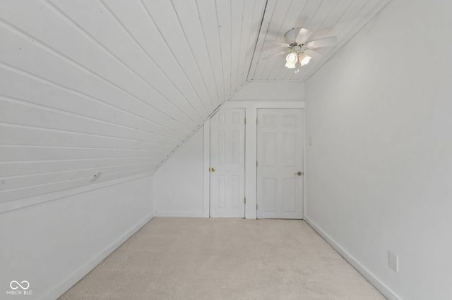 21911 Riverwood Avenue, Noblesville, IN 46062