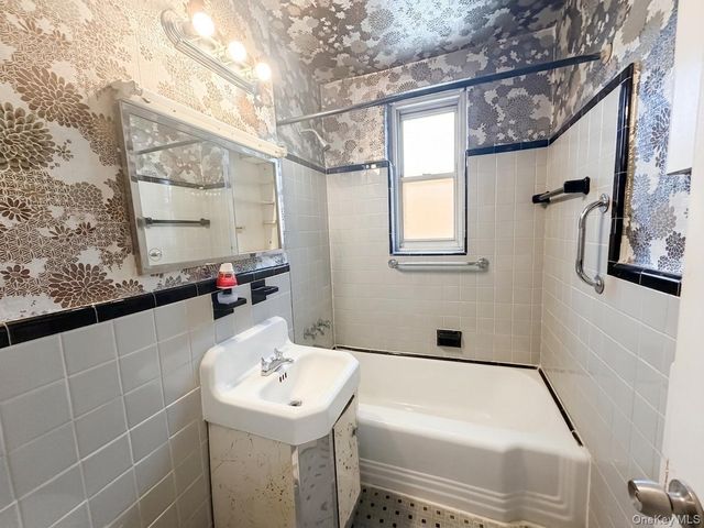 2232 Brigham Street 3H, Brooklyn, NY 11229