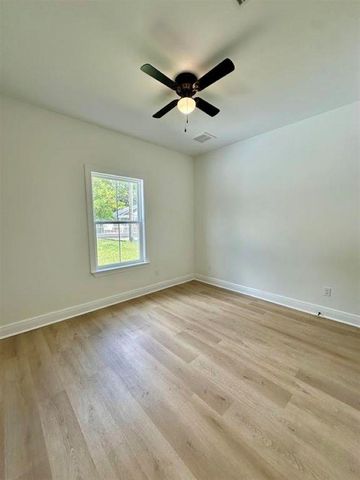 210 Marshall Street, Quincy, FL 32351