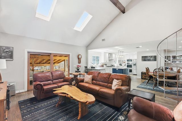 2703 Chinquapin Oak Lane, Arlington, TX 76012