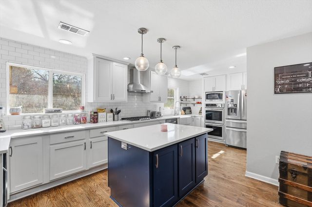2703 Chinquapin Oak Lane, Arlington, TX 76012