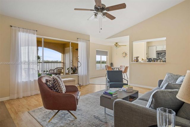 2361 NW 33rd St 616, Oakland Park, FL 33309